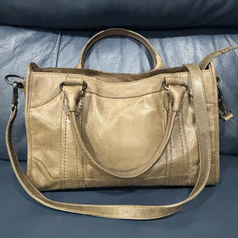FRYE 100% LEATHER TOTE Tan Leather Handbag - Picture 2 of 11